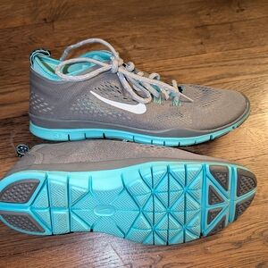 Nike Free 5.0 Lightweight Training Shoes – Gray/Teal – Women’s 7.5
